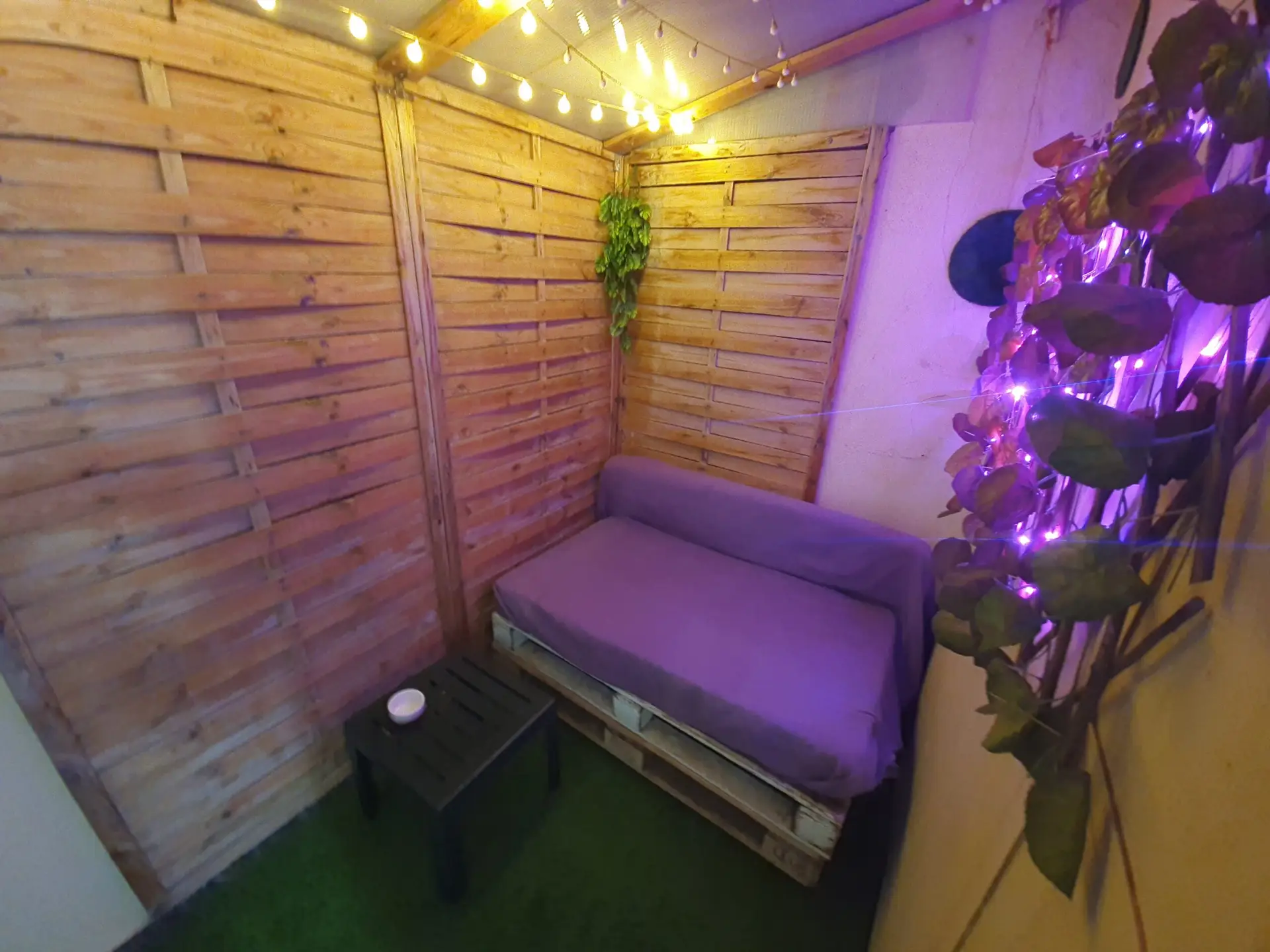 Burrero_beach_stay_Sunshine_balcony
